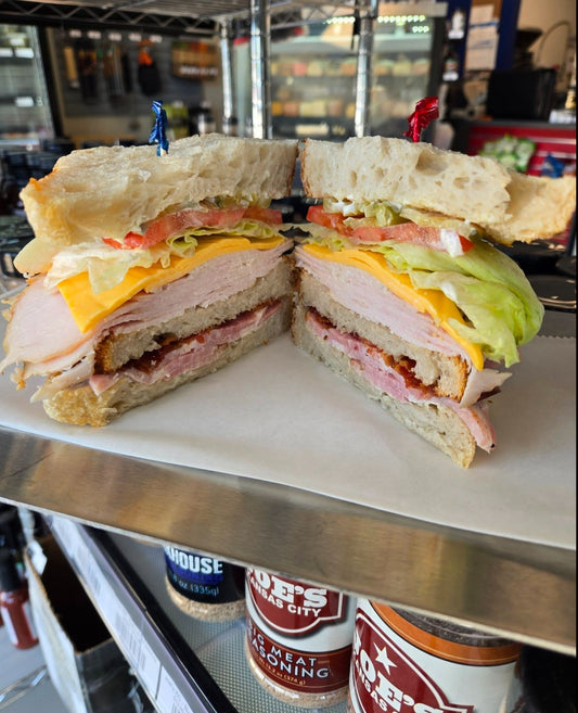 Jackson's - Country Club Sandwich